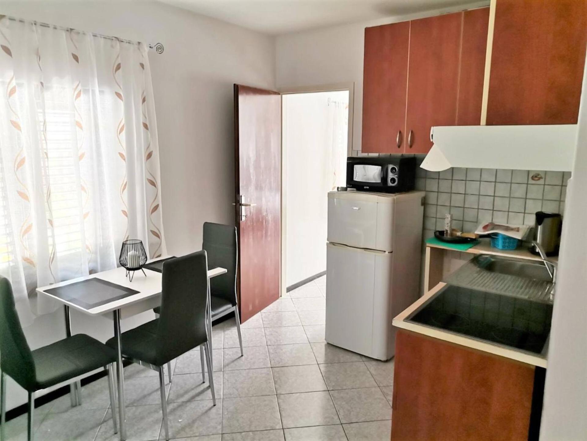 Apartments Bugi Башка Экстерьер фото